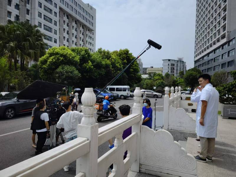 弓长岭区广告片拍摄公司低成本实现高规格制作的诀窍